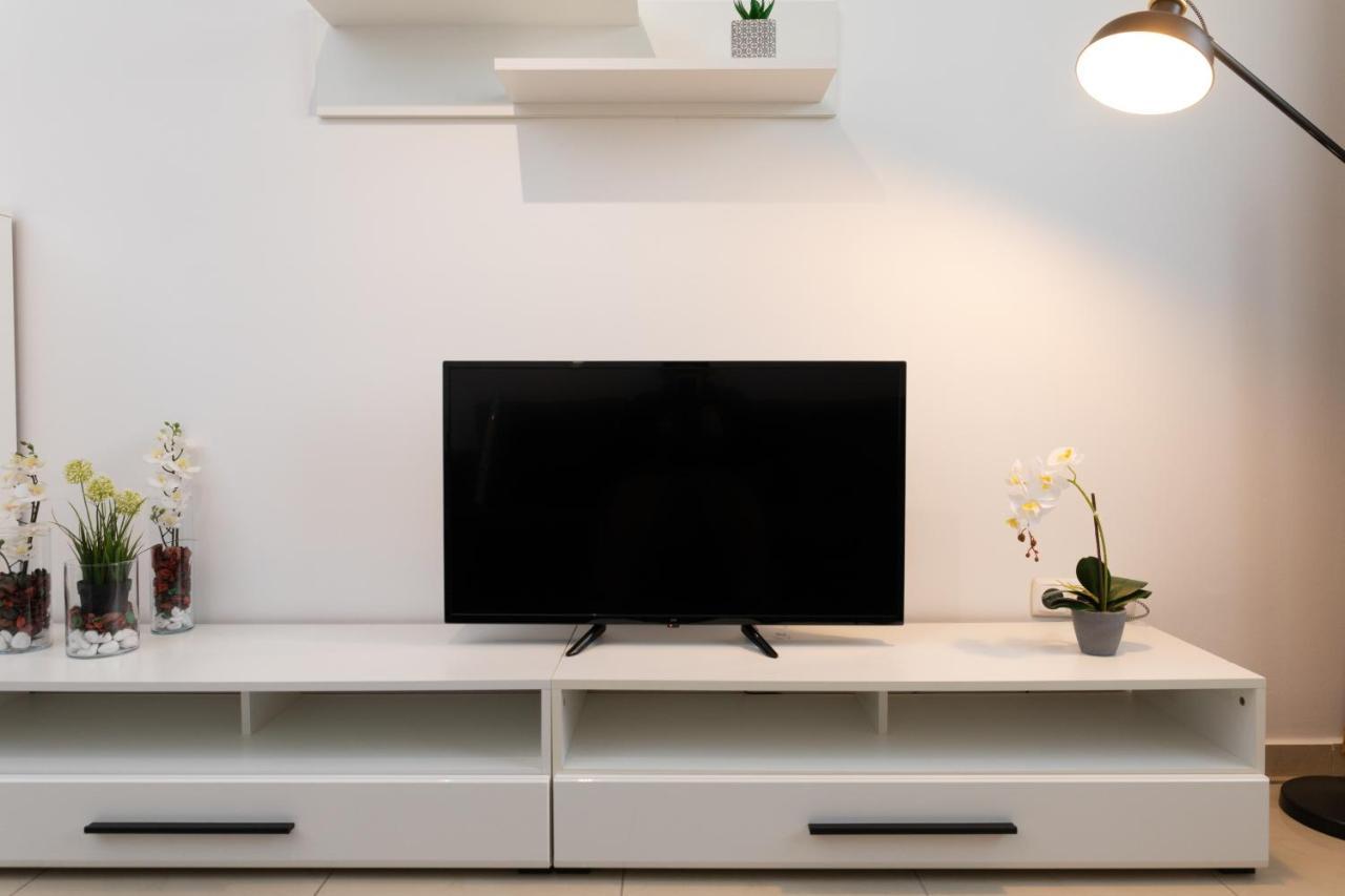 Nobel: Premium Two-Room Apartment In Bucharest'S City Center! Екстериор снимка